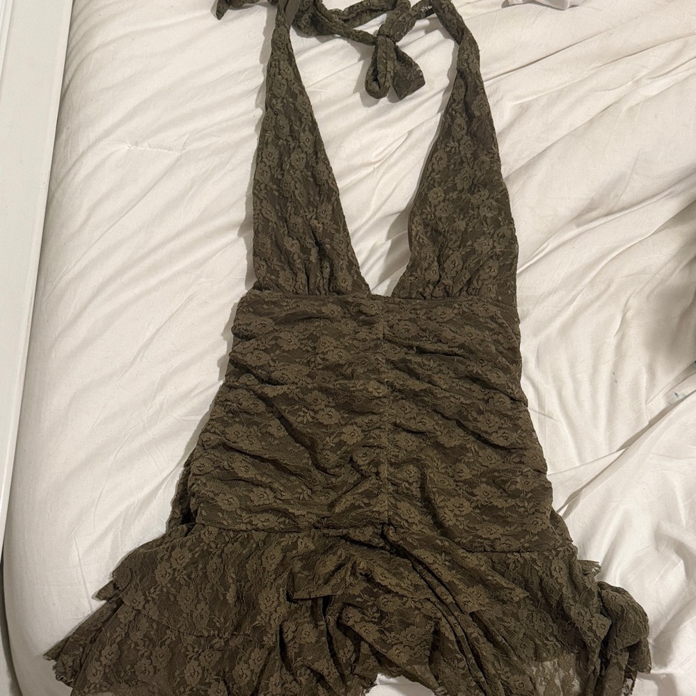 Windsor Backless Lace Dress in Brown